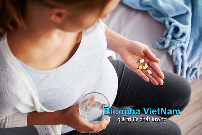 thuốc sắt cho bà bầu có nóng không